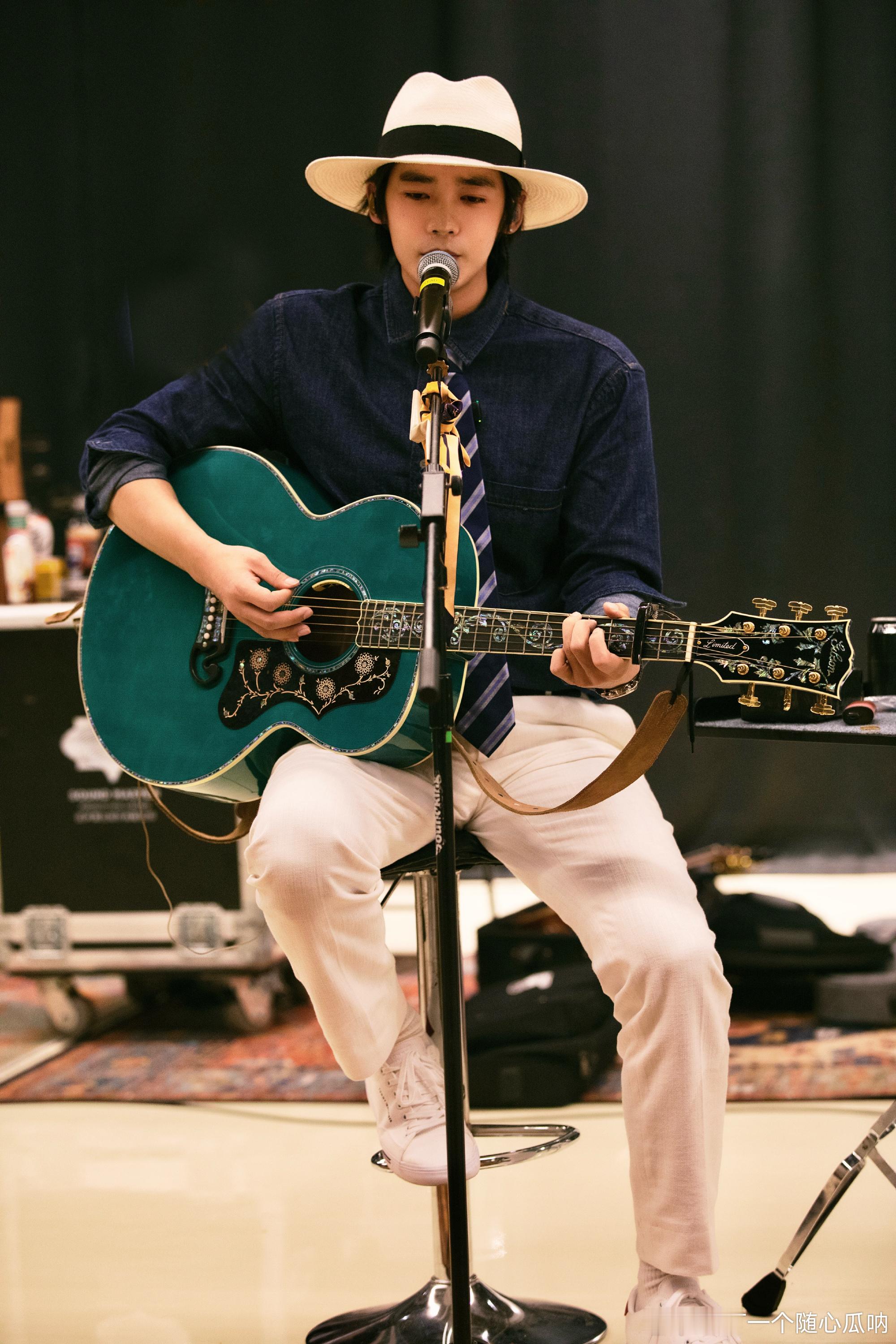 于适适诗2026巡回演唱会彩排照，还有一周！ 