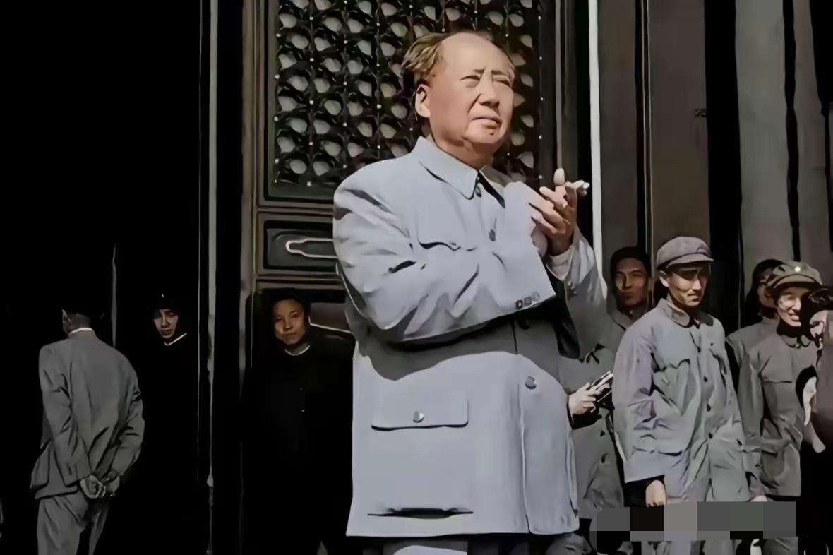 良心和骨气都丢了！对着国外的那些领导人一口一个先生，态度特别恭敬。可是面对咱们国