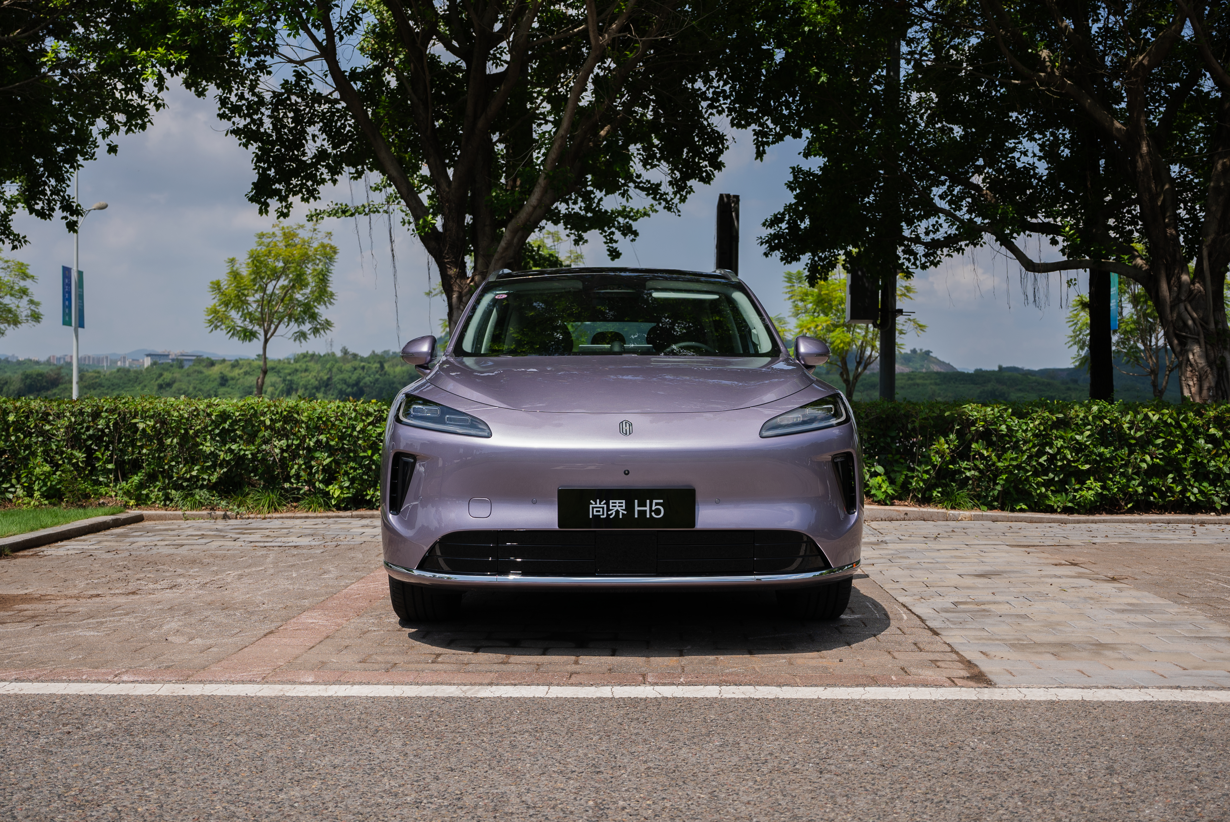 想问下媒体老师平时租车都是在哪租的最近做项目想租一个尚界h5软件平台上都没找到这