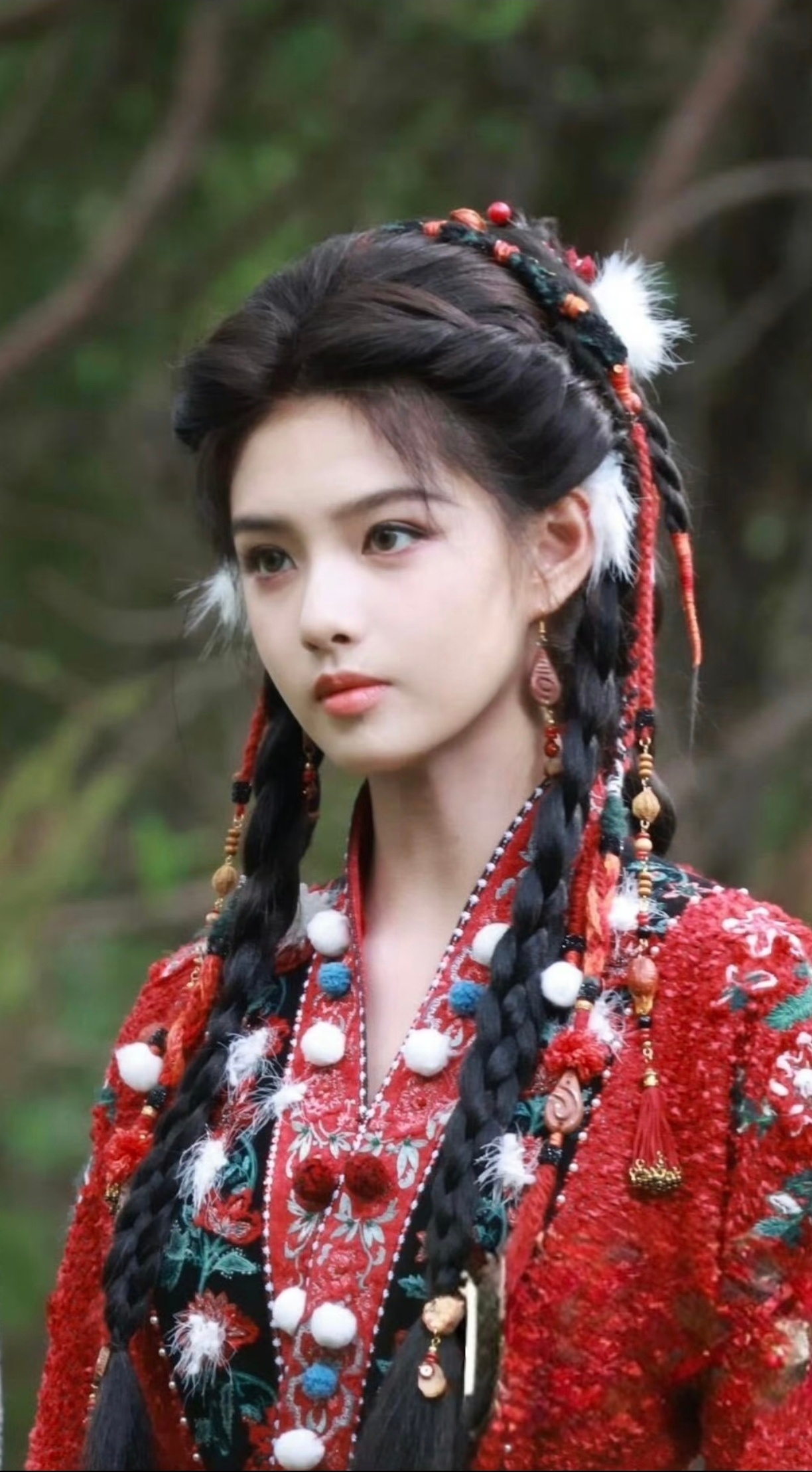 郭敬明把艾米婴儿肥减没了，这是不是太瘦了，上镜美和健康应该怎么选？ 