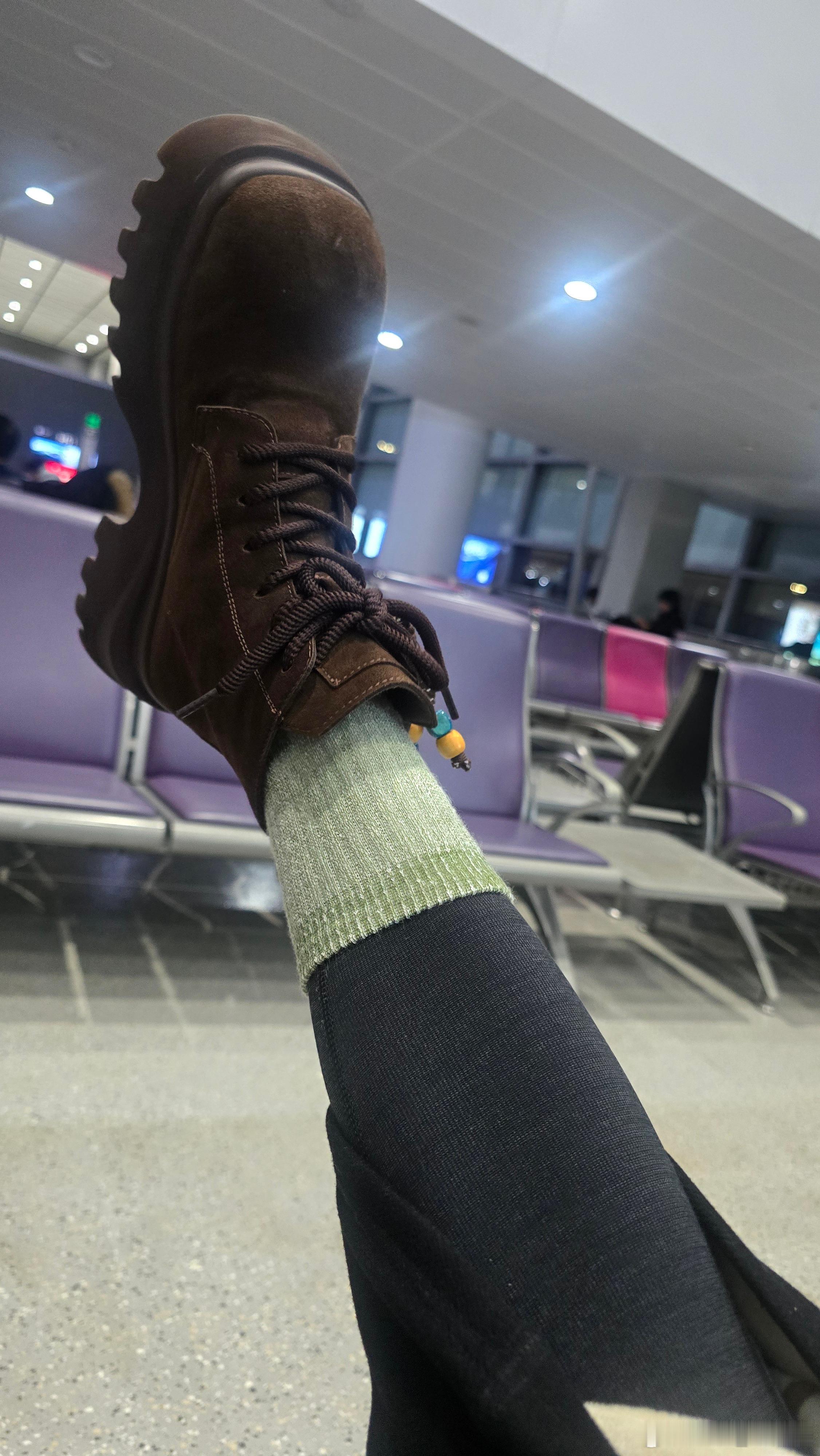 羊毛秋裤羊毛袜，去哈尔滨我上秋裤了，平时冬天都不穿秋裤的我，给不给力我的日常pl