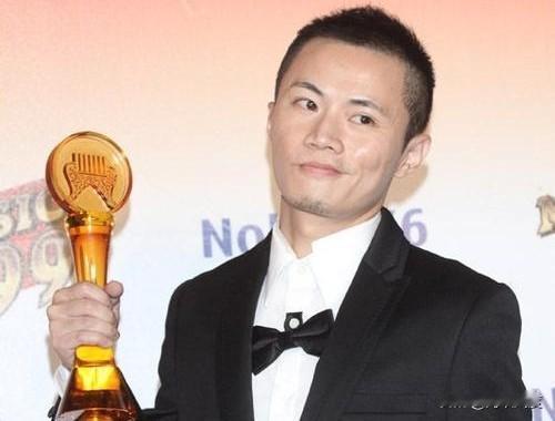 聂永真乃神人也，以97万拿下台电logo，又以98万中标中油！他如何从周杰伦等艺