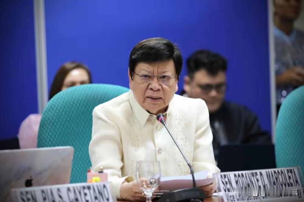 逮捕令即将下达！涉案7500万比索参议员，能否带病参与副总统弹劾大戏
 
菲律宾