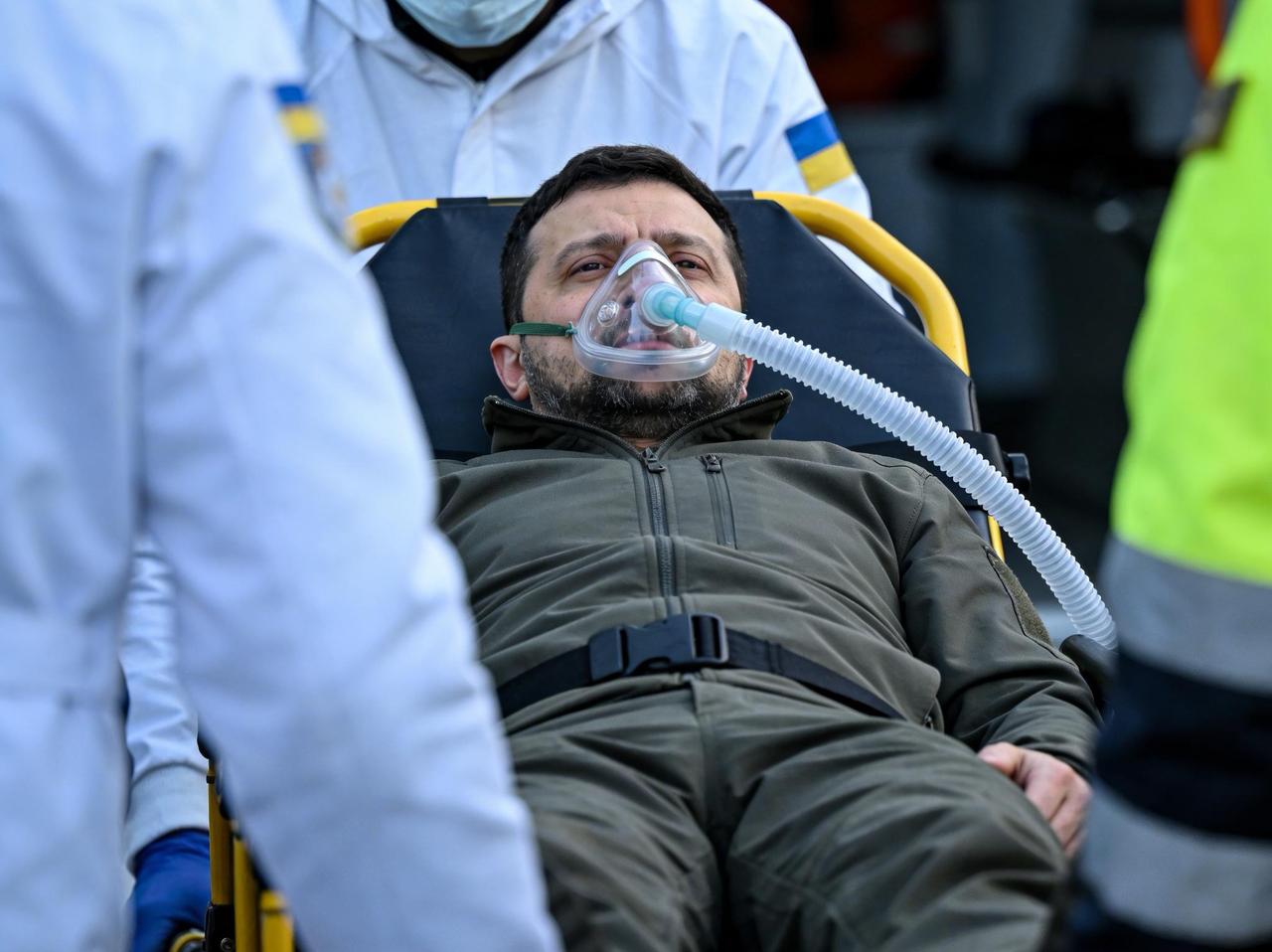 1．他是通过选举上台的合法总统。
2．面对外敌入侵，没有选择出逃。
3．敢给民众