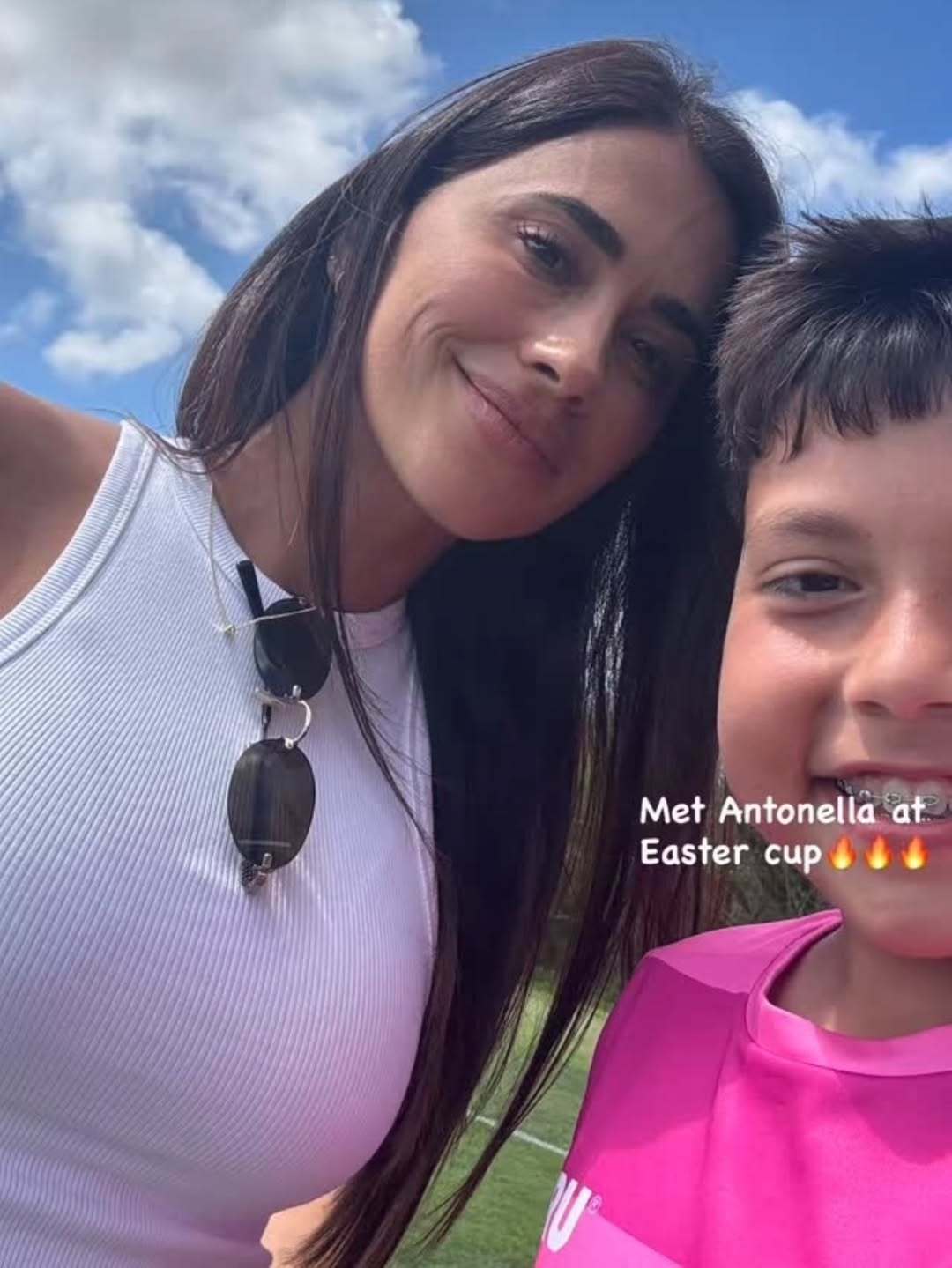 安妞今天现身coparayadostournaments现场观看了蒂亚戈的比赛。