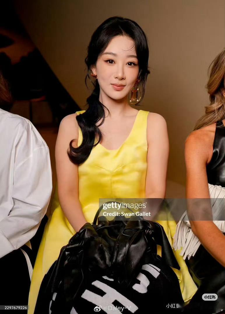 莫笑G社冷冰冰，天资才是真本领走哪都要带大灯，底子不够借光撑 ​​​