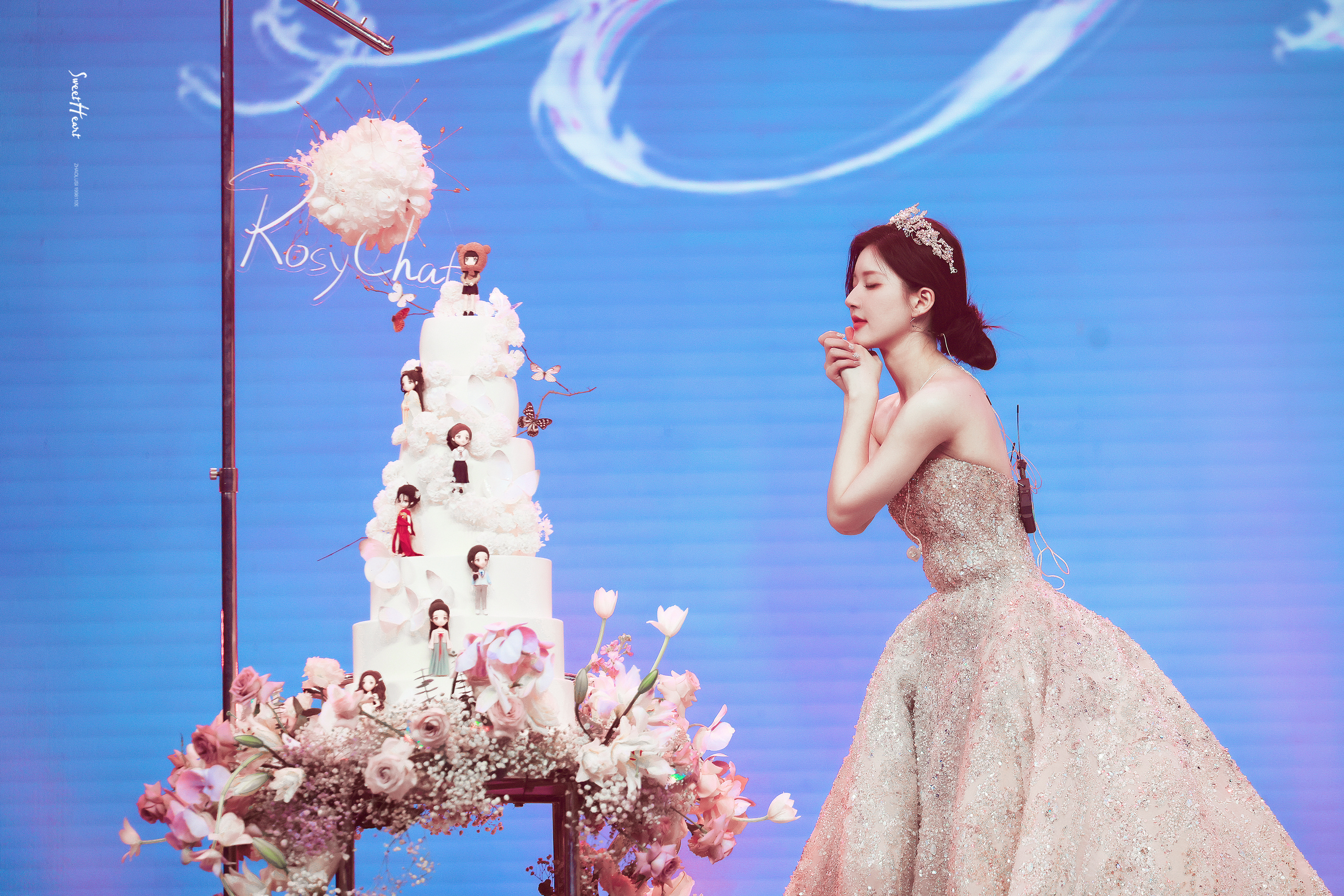 #赵露思[超话]# [兔子]#赵露思1109生日快乐# 👸🏻生日快乐🎂#赵