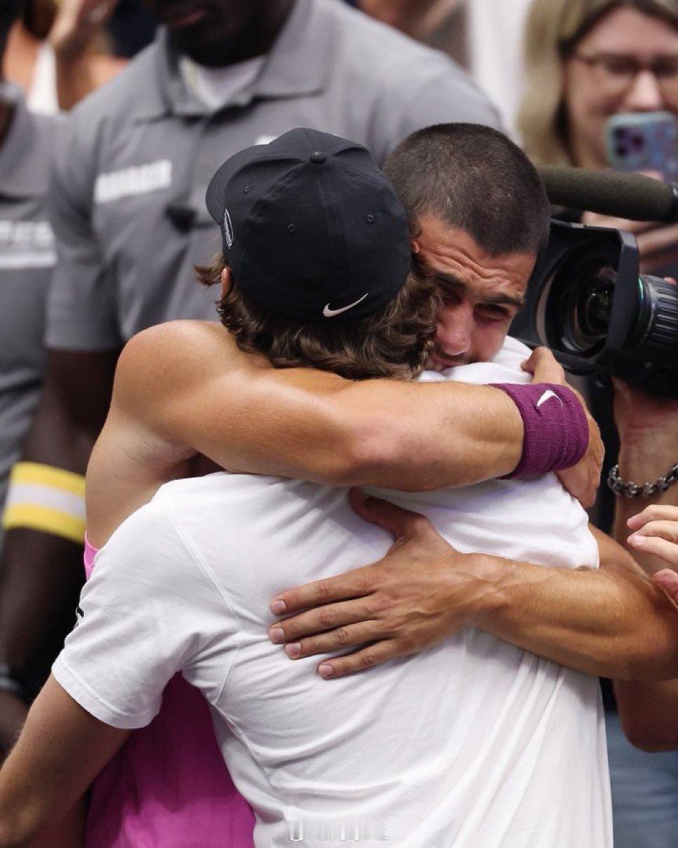 阿尔卡拉斯与费雷罗结束合作预测费雷罗下一个会执教哪位球员呢？阿尔卡拉斯费雷罗结束