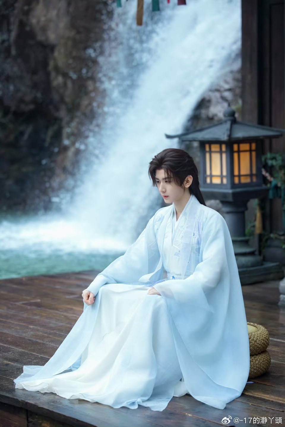 Z成毅赴山海cy成毅萧秋水李沉舟肖明明他的演技无可挑剔,他的人品善良到了极致,始