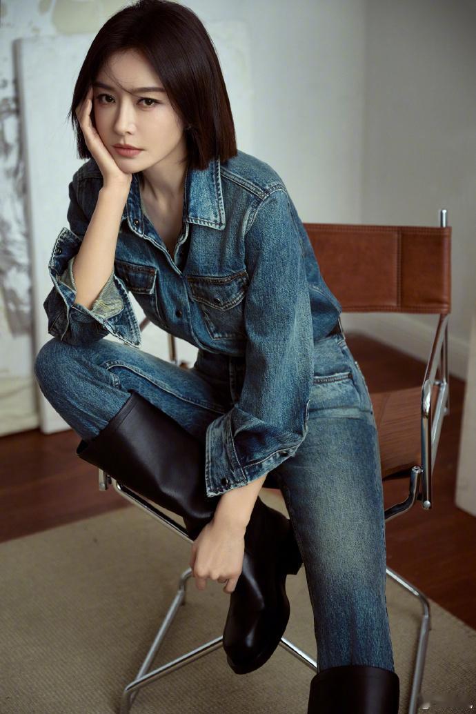 牛仔女郎秦岚
