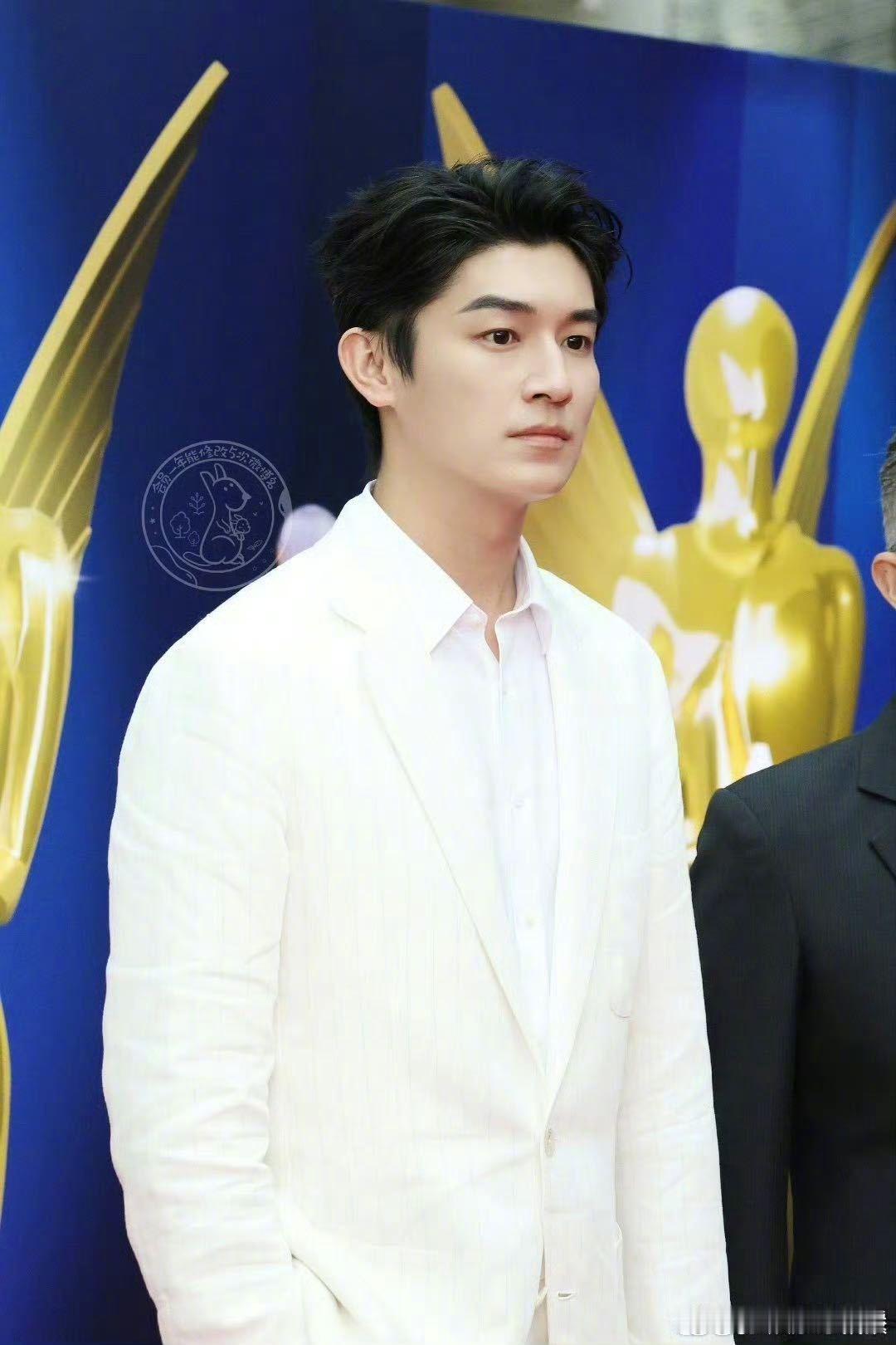 杨旭文唐犟宗全英文走向国际 谁还没被杨旭文的全英文交流鲨到！《唐诡》系列大爆出圈