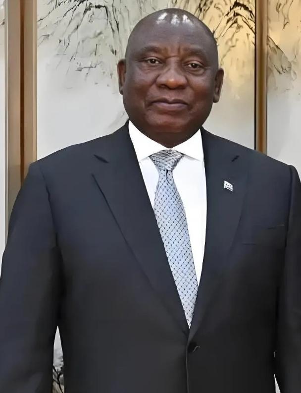 南非这一刀，砍得真狠！
3月20号南非直接敲定，对咱们中国的型钢收74.98%的