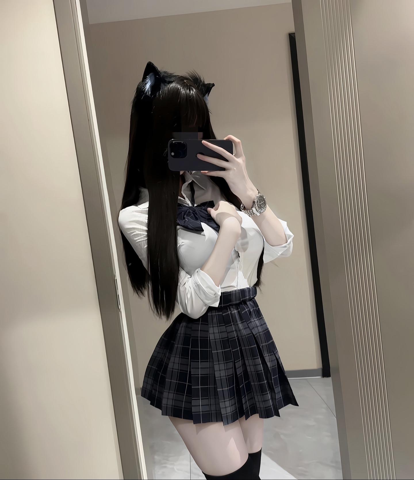 放心睡吧 只是不能相爱了而已 你凌晨打来的电话我还是会接的