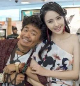 佟丽娅提出离婚时，王宝强劝她：