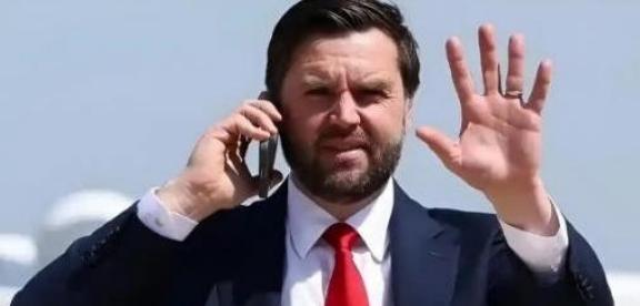 美国的副总统直接掀桌了，他曾经表示：如果中国收复了台湾，那么美国极有可能失去，自