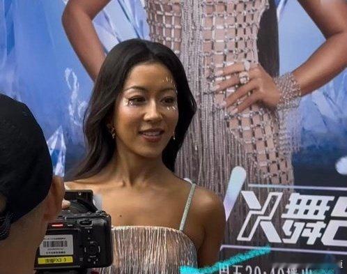 吉克隽逸第一个出场吉克隽逸打歌2026第一个出场打歌2026 吉克隽逸率先站上打