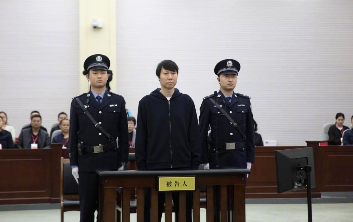 足坛反腐涉案高层全部获刑 北京时间7月30日，中国足协纪律委员会原主任王小平一审
