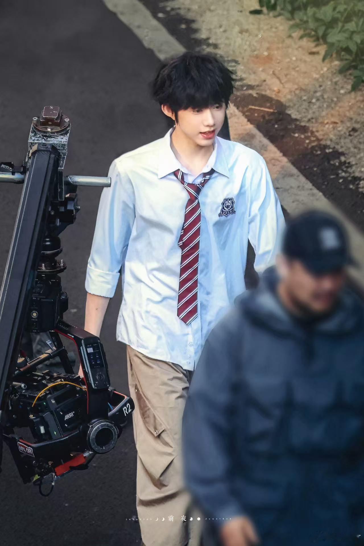 陈奕恒被导演夸了 林清源洒水救人名场面路透，陈奕恒把角色演得活灵活现，又萌又有灵