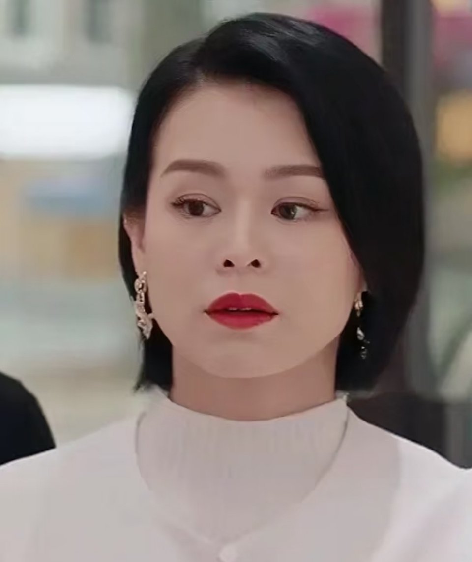 蛮好的人生：直到丁致远染上脏病，才知邱丽苏前两任丈夫为何而死 在上海繁华的都市图