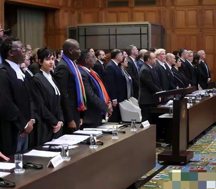 不给喘息机会，南非穷追猛打，12国请求加入，势将以色列绳之以法
一个战场，一旦成