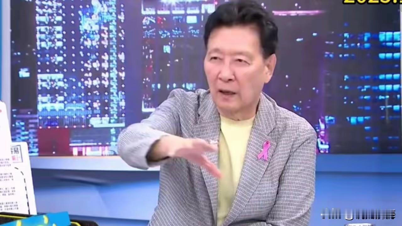 赵少康在直播间委屈喊冤：“骂我干什么？铺天盖地的骂我诶，不但那个骂到已经到了疯狂