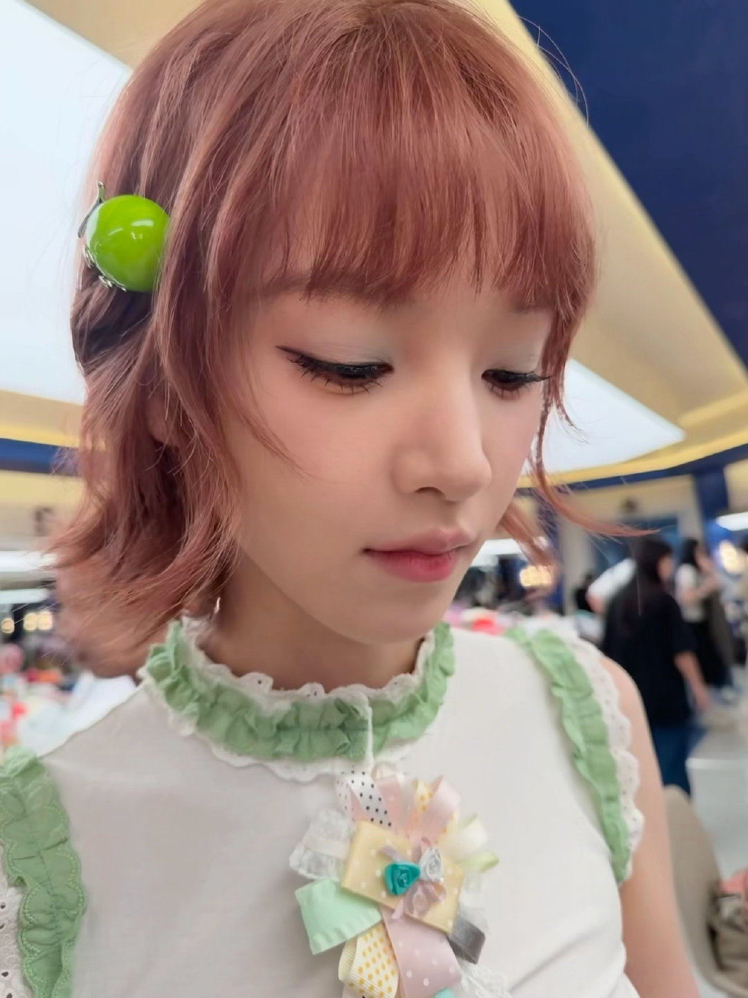 黄灿灿的冰箱成精了黄灿灿 人在干坏事时不会嫌麻烦 黄灿灿你的创作是没有瓶颈期吧，