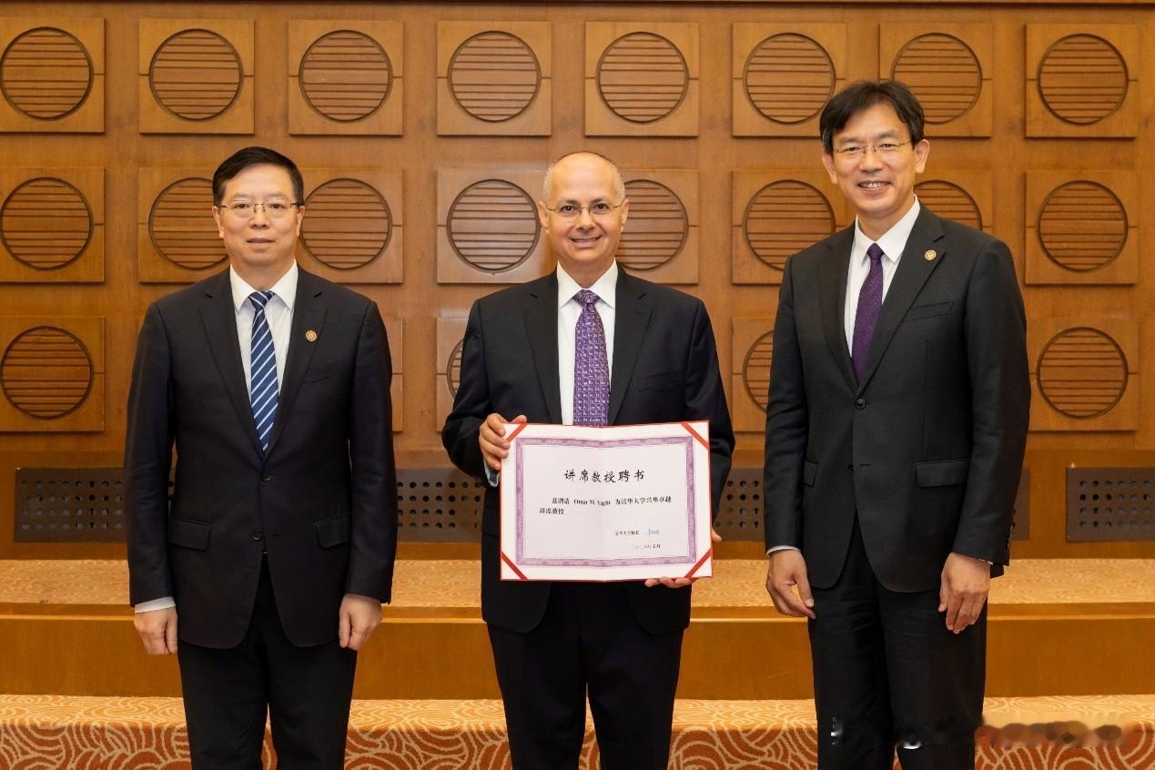 奥马尔·M·亚吉是全球顶级材料化学家，出生于约旦安曼，后来赴美求学，本科毕业于纽