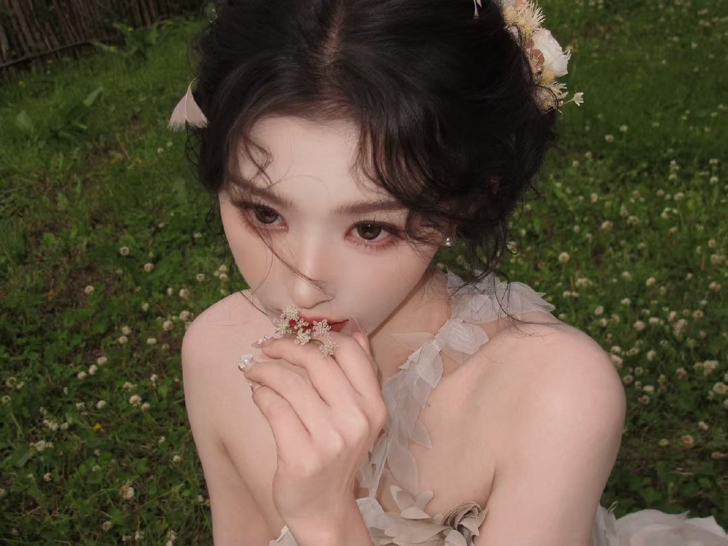 孔雪儿VOGUE红毯直播孔雪儿VOGUE红毯  孔雪儿VOGUE红毯直播 