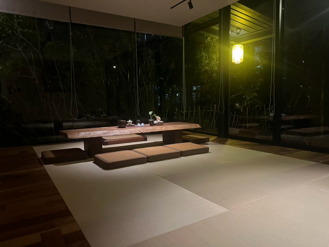 当你看过世界，见过众生，才发现，你要见的世面，是自己内心的勇敢和自信。 