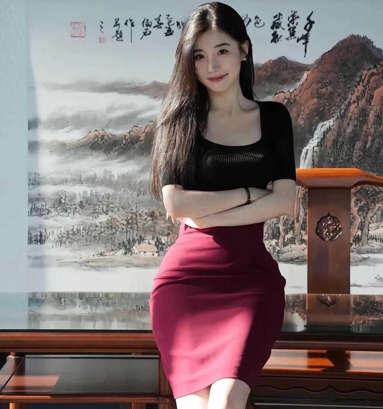 今日街拍，白富美姐姐谁不喜欢呢？