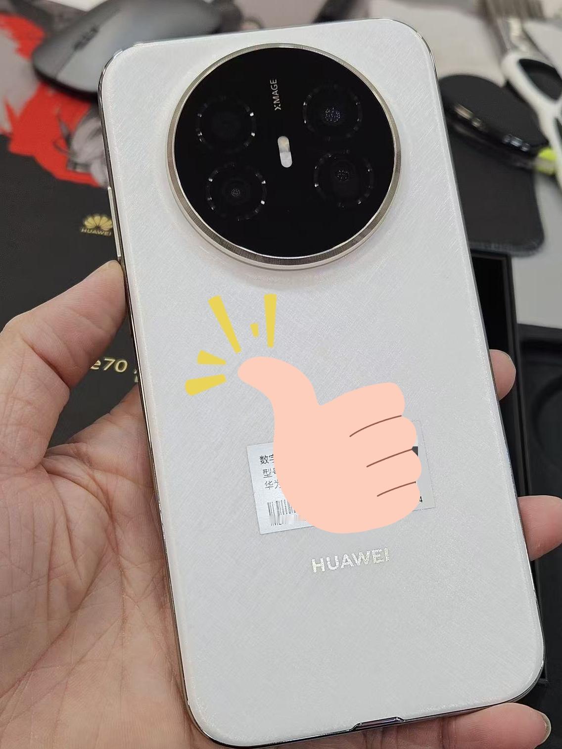 第一次摸华为Mate 70 Air，扎心了

今年才有空去摸华为Mate 70 