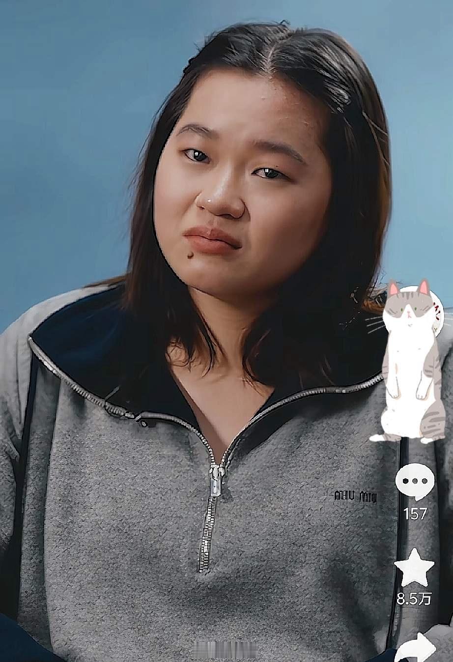 要不是港媒把那个微信群的事捅出来，谁敢信现在的网络环境能恶臭成这样？一个282人