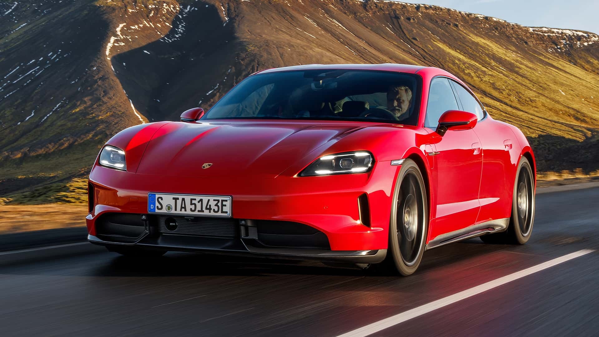 Porsche Taycan GTS 