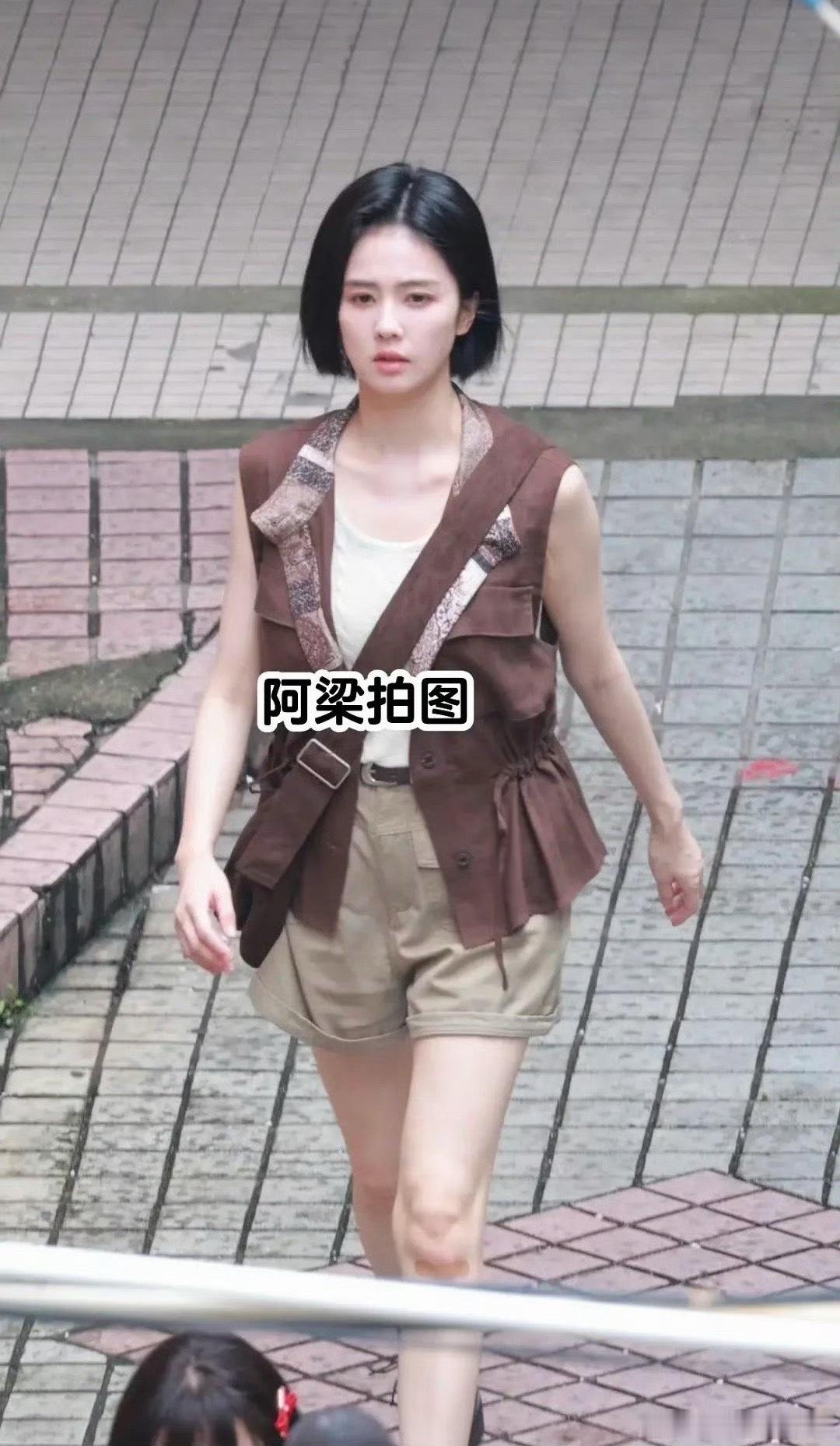 白鹿生图路透， 这剧有点原野风哈哈哈哈哈哈😂 