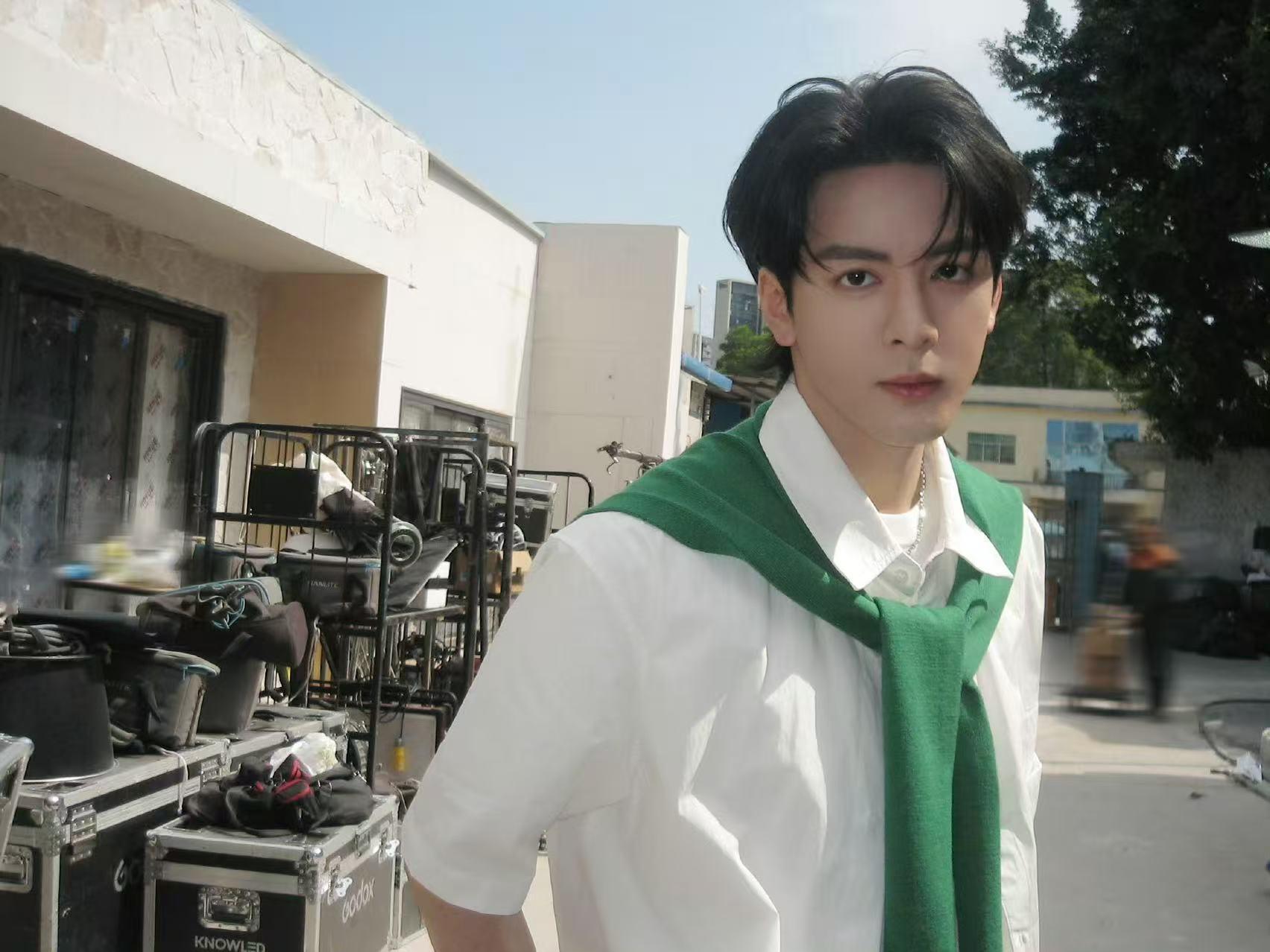 曾舜晞男大味曾舜晞片场ccd曾舜晞片场ccd，男大味，