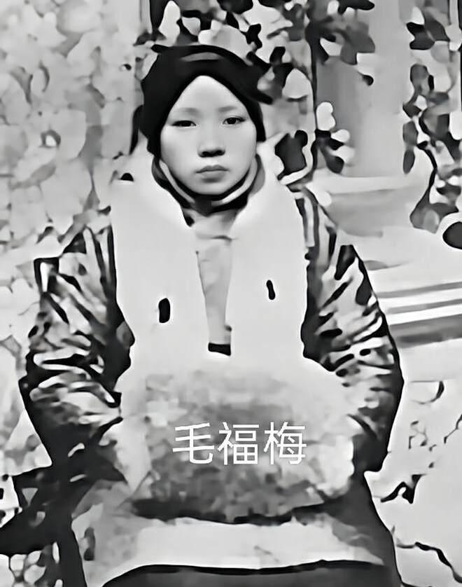 毛福梅去世后，蒋经国为母亲撰写碑文，蒋介石给他改了两个字，怕惹宋美龄不高兴
蒋介