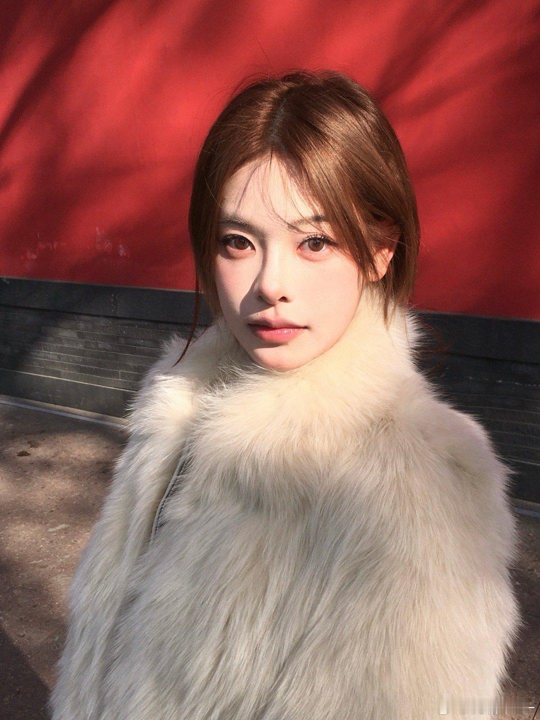 今天是红色的 嘿嘿[awsl] 