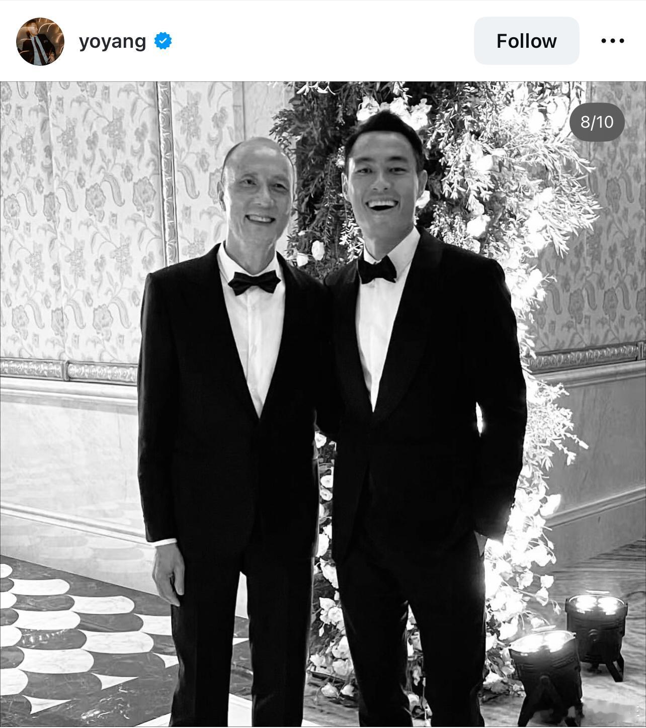 杨祐宁为逝世的父亲写的悼念文章，挺细腻的文笔。“我们像对兄弟，我抱着你跟你说我们