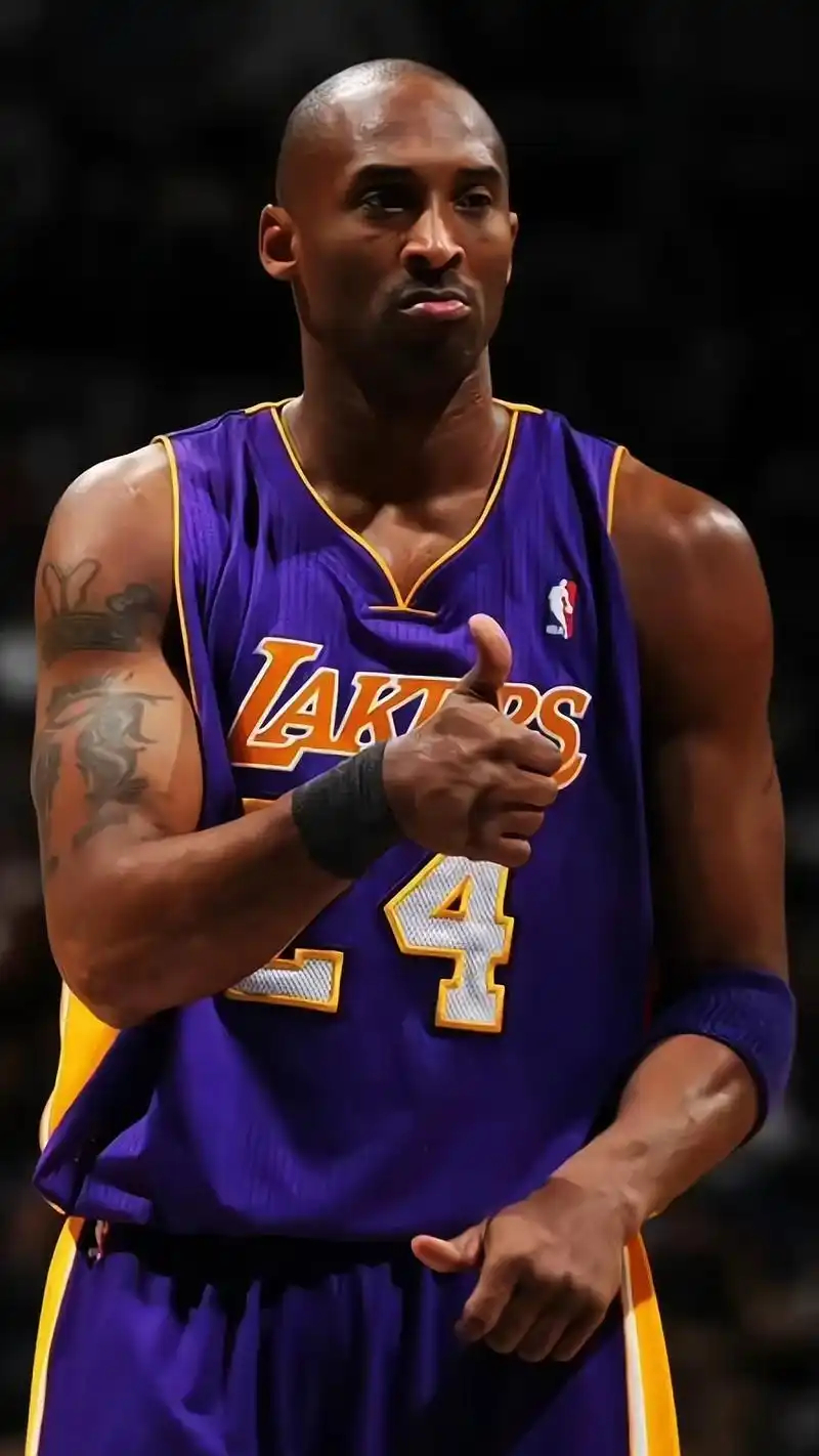 人这一辈子，无非就是个过程，荣华花间露，富贵草上霜，生不带来，死不带去，得意些什