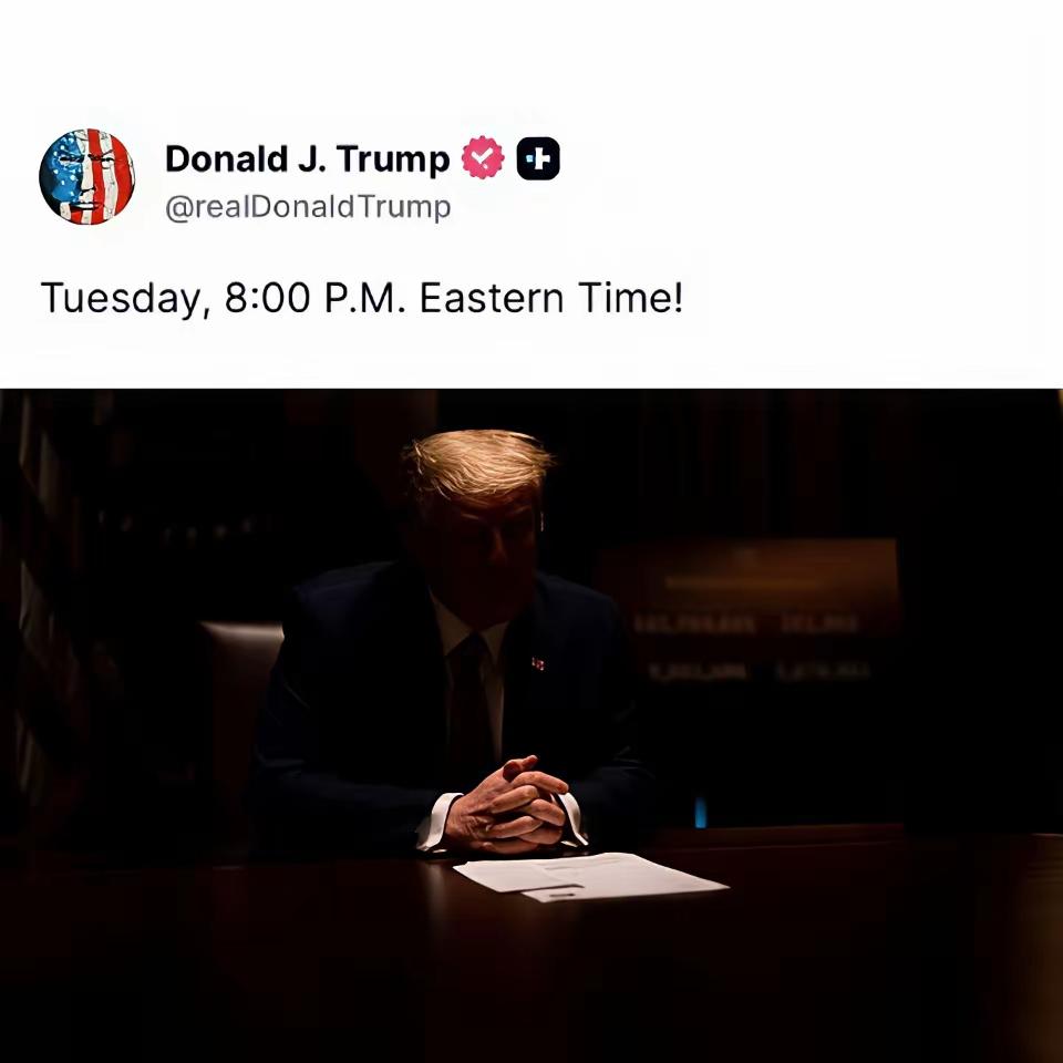 一个美国总统为啥把自己搞得那么黑暗？
不知道的，还以为这是黑暗使者呢？一个总统本