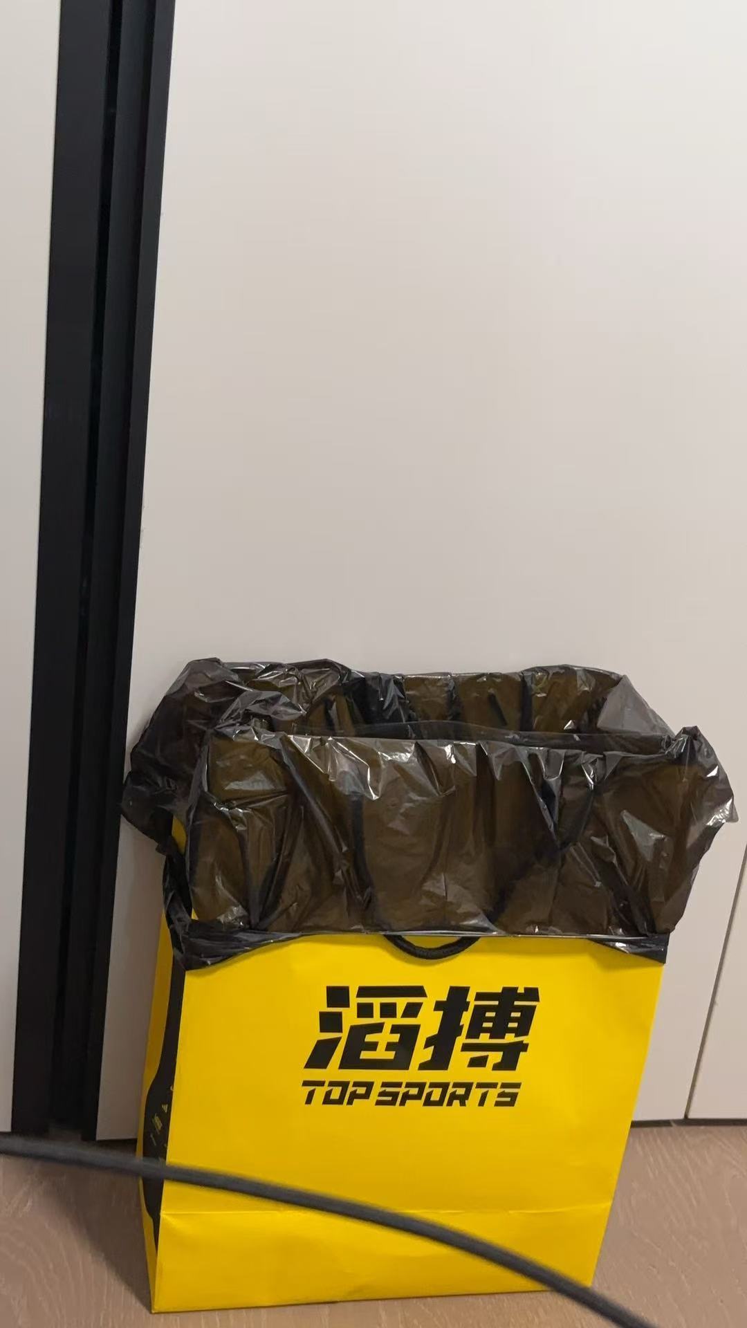 蔚蓝边际一首歌作为养老保险这次出两首可以作为孩子的上学补习班费用和婚嫁费用！三首
