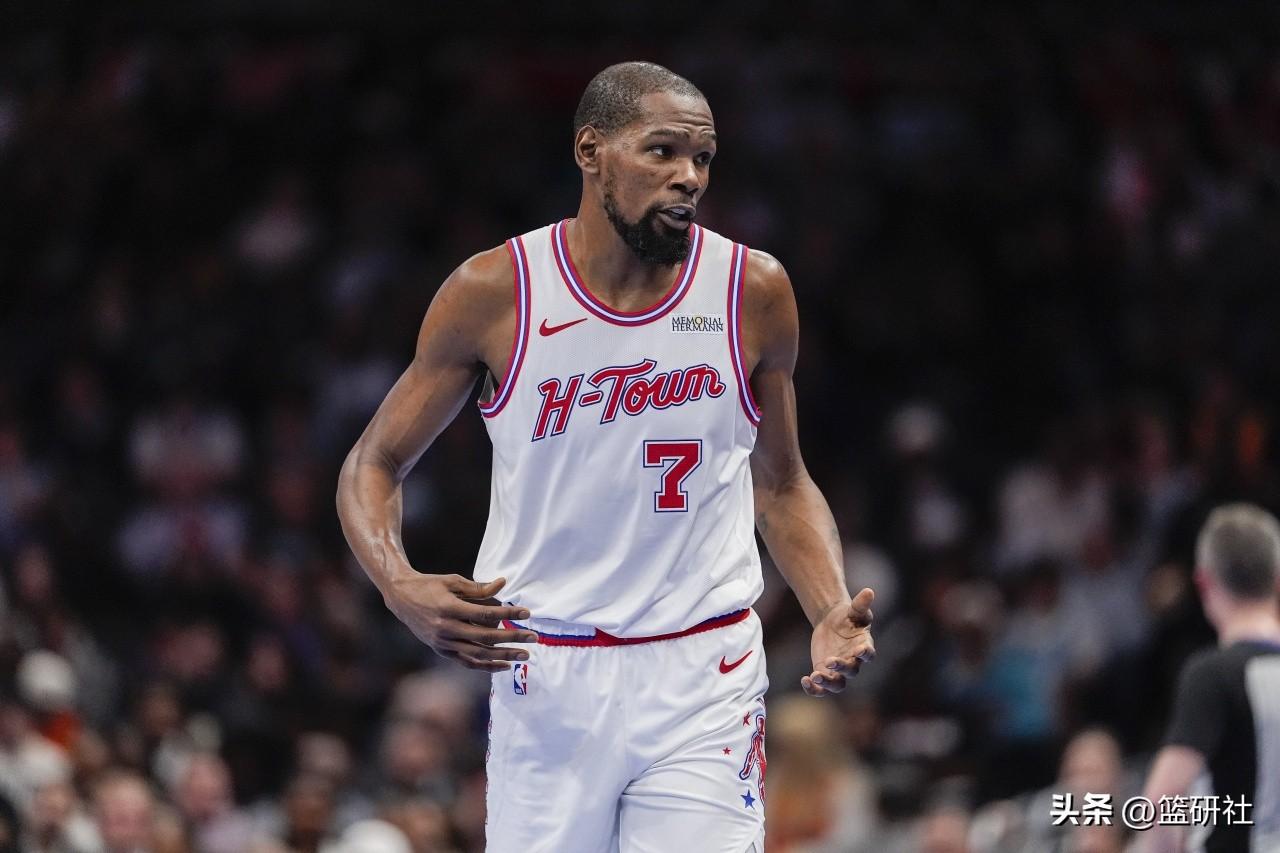 西部第三火箭为啥打不过东部鱼腩热火，有球员问题，教练也有问题

火箭105-11