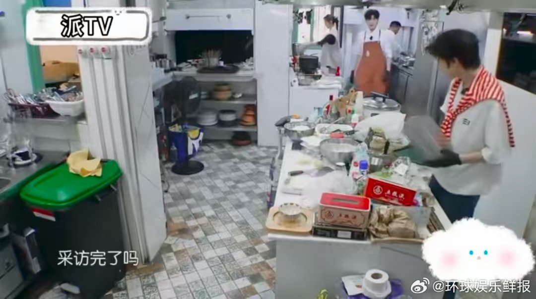 尹浩宇 翟潇闻沈月已经三天没打我了中餐厅名场面中餐厅 沈月翟潇闻双调侃派派“猖狂