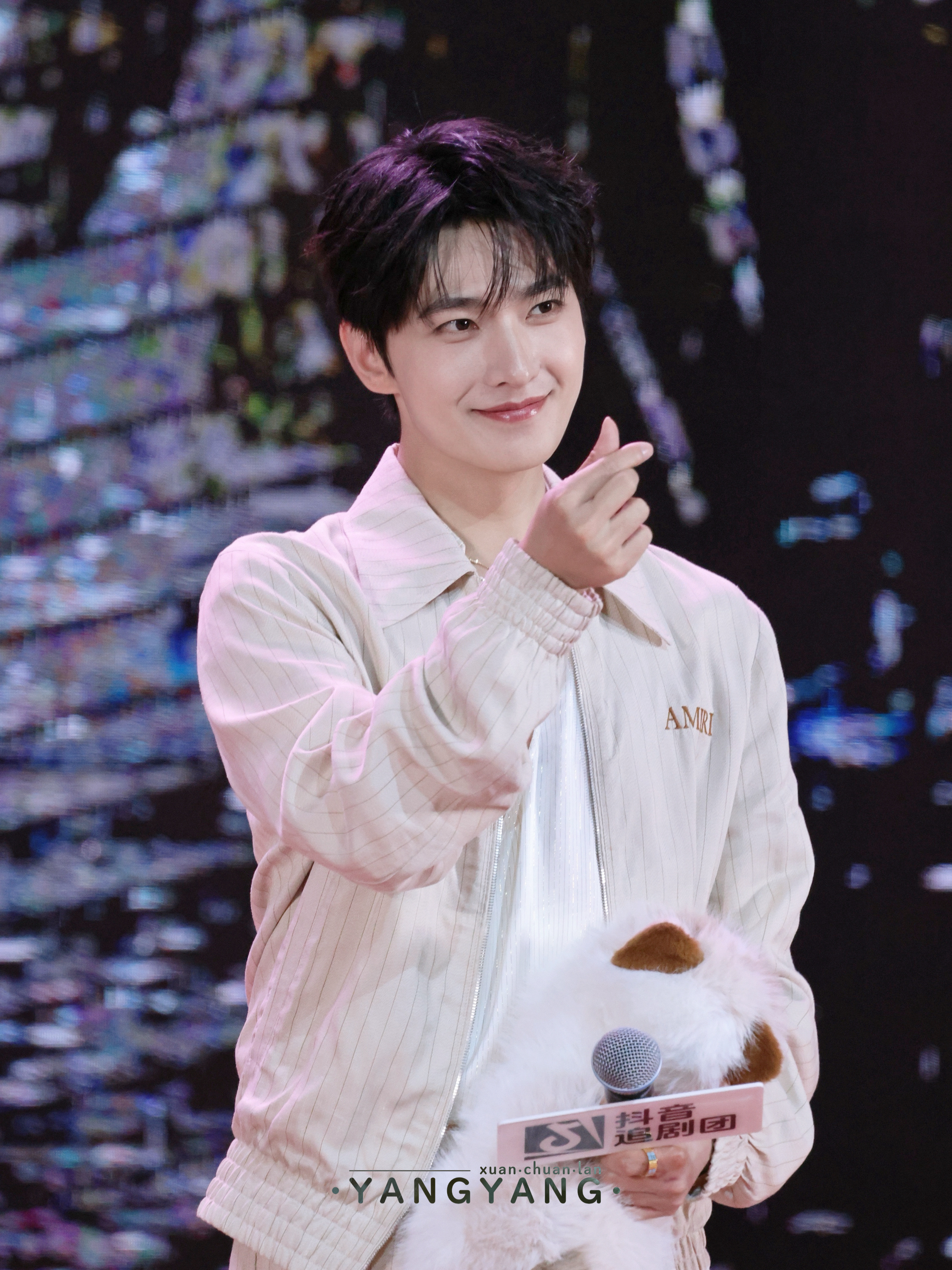 📸 ✨🔹𝓨𝓸𝓾𝓷𝓰光前线🔹✨ 📸你永远是温暖的可爱的新鲜的，无