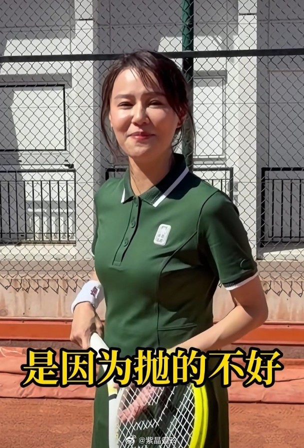 【On.cc】黃翠如孖洪永城打網球　英姿颯颯展實力藝人黃翠如和「最佳拍檔」洪永城