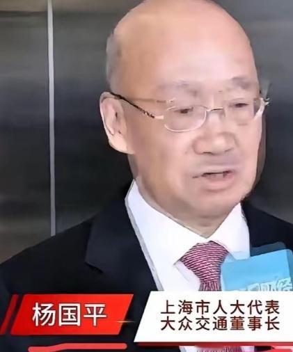 中国的资本，已经开始不受管控了，政府必须要提高警惕！

44公里车程，65分钟，
