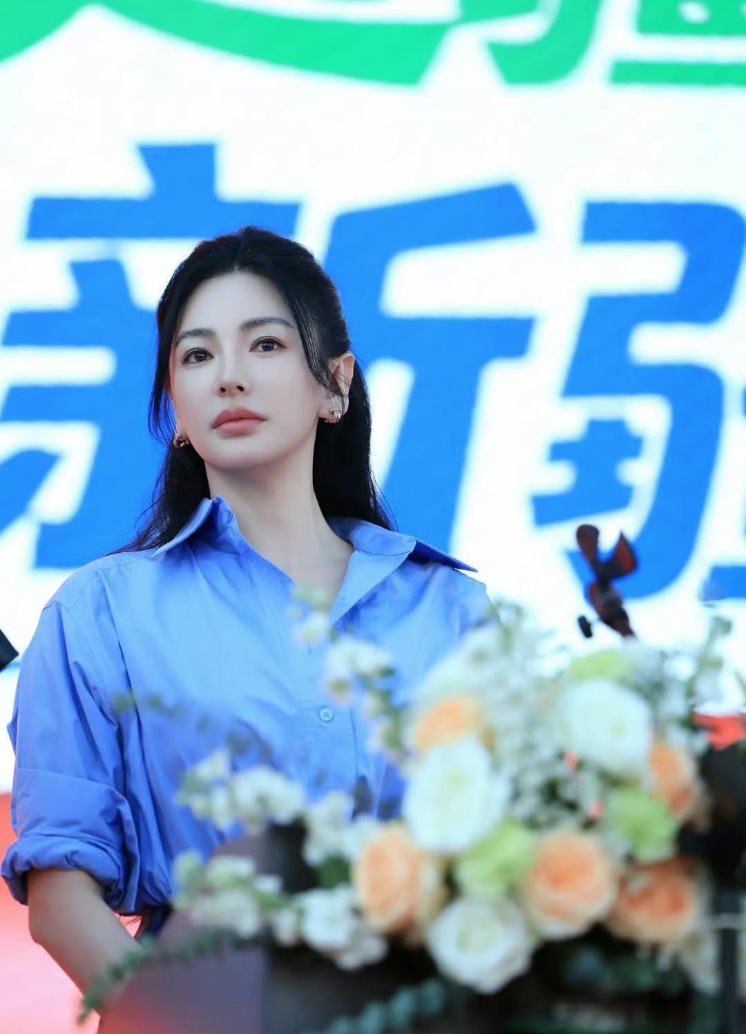 张雨绮去新疆助农，网友先骂“洗白”：可普通人谁没在低处找过梯子？🍎
这两天张雨