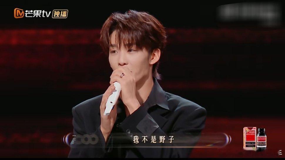 何炅问汪苏泷为什么有空蛐蛐朋友哈哈哈何老师被魔丸传染了，贴脸开大汪苏泷蛐蛐王赫野