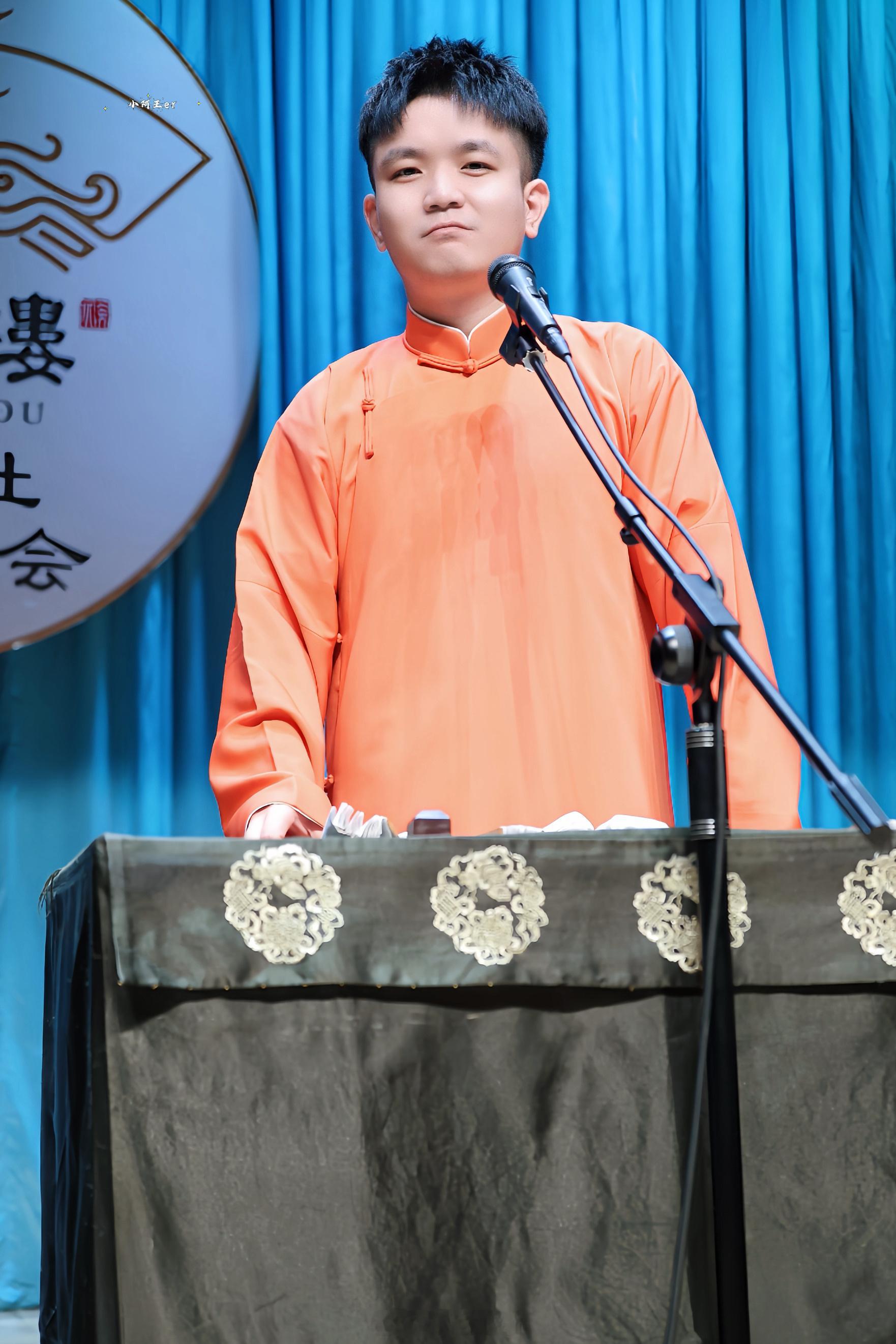 王霄颐  王霄颐 今天是捧哏颐 发型满分 有心啦.💌📍2026.7.12广德