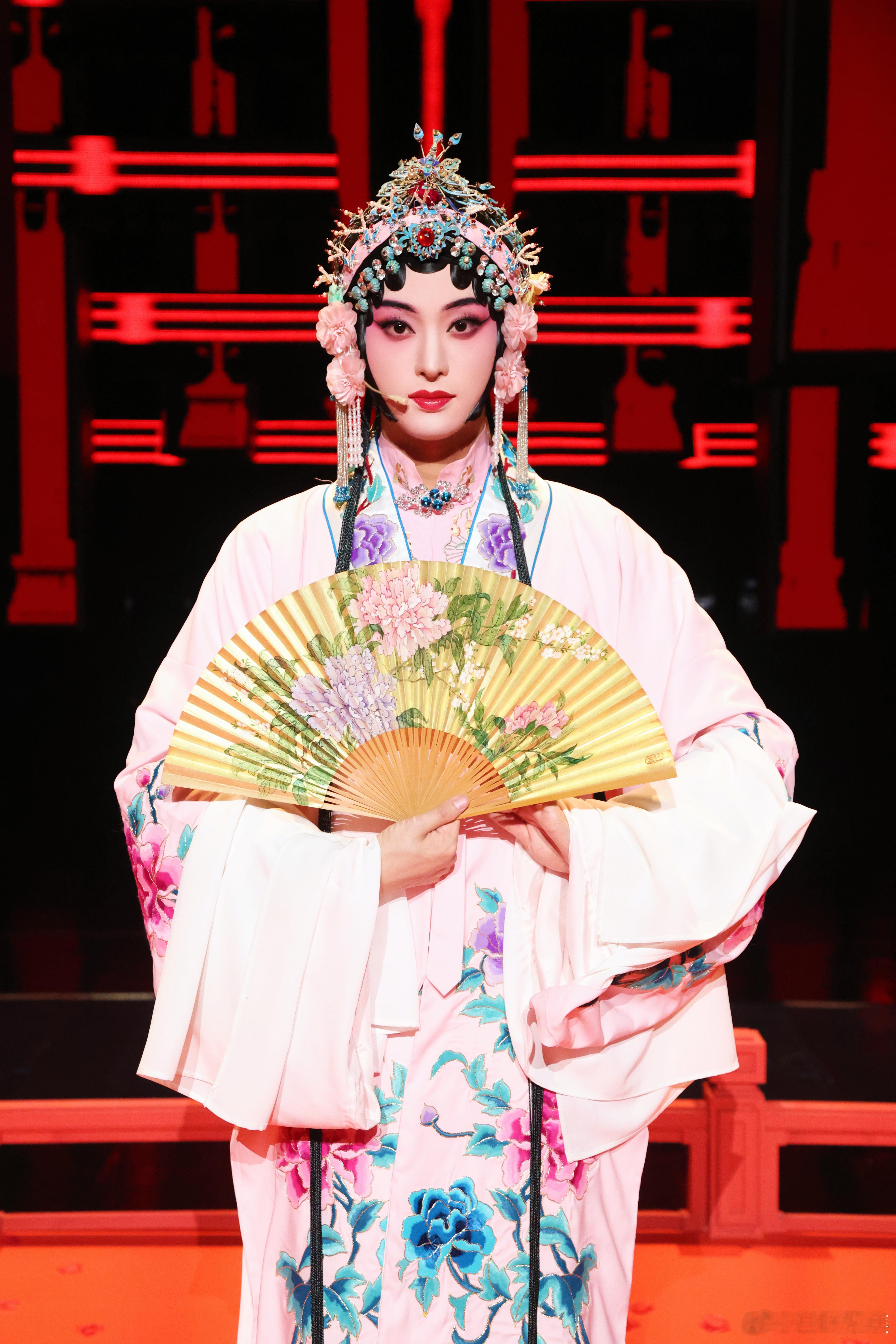 郭晓东说唐九洲这闺女真俊郭晓东披哥站哥最失职的一集郭晓东拍遍披哥众多哥哥，唯独这
